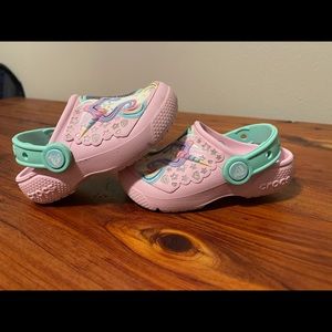 Adorable unicorn crocs. Toddle size 8